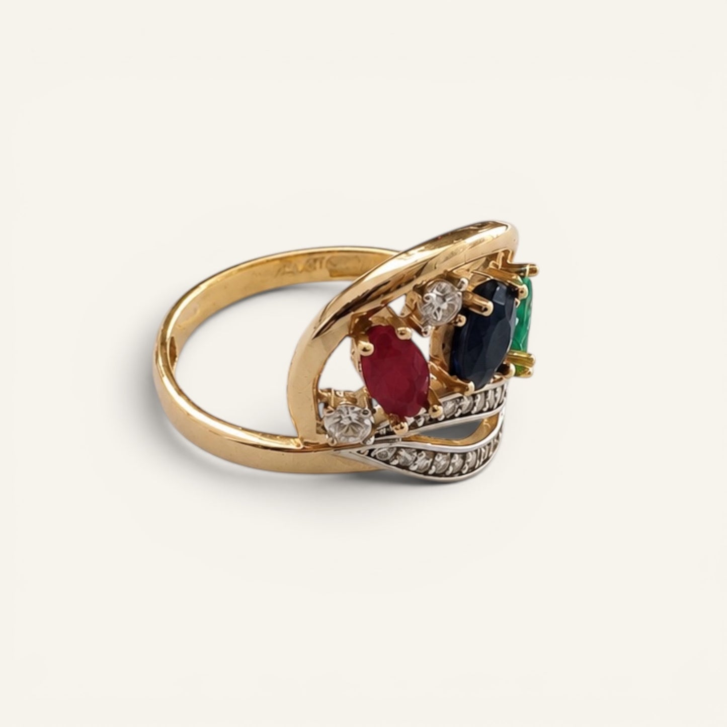 Eterna Legacy Ring III