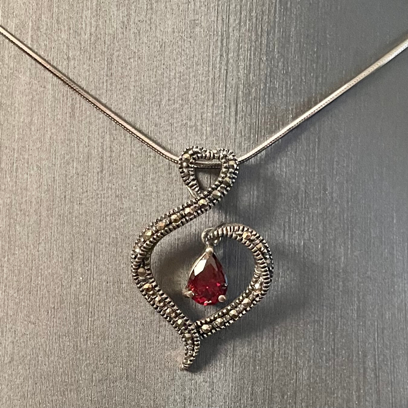 Lady Set Red Stone Sterling Silver