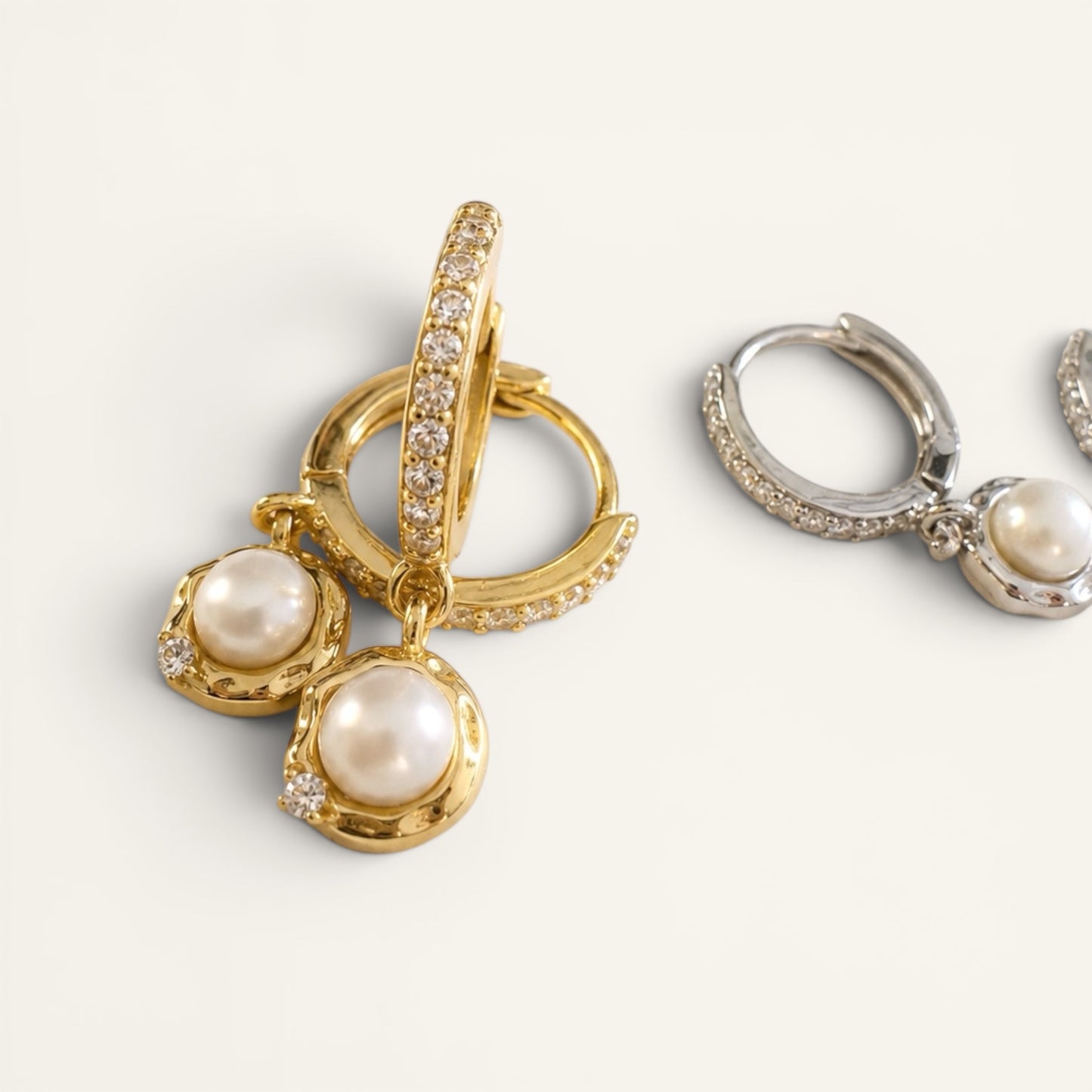 Élan Pearl Hoop Earrings