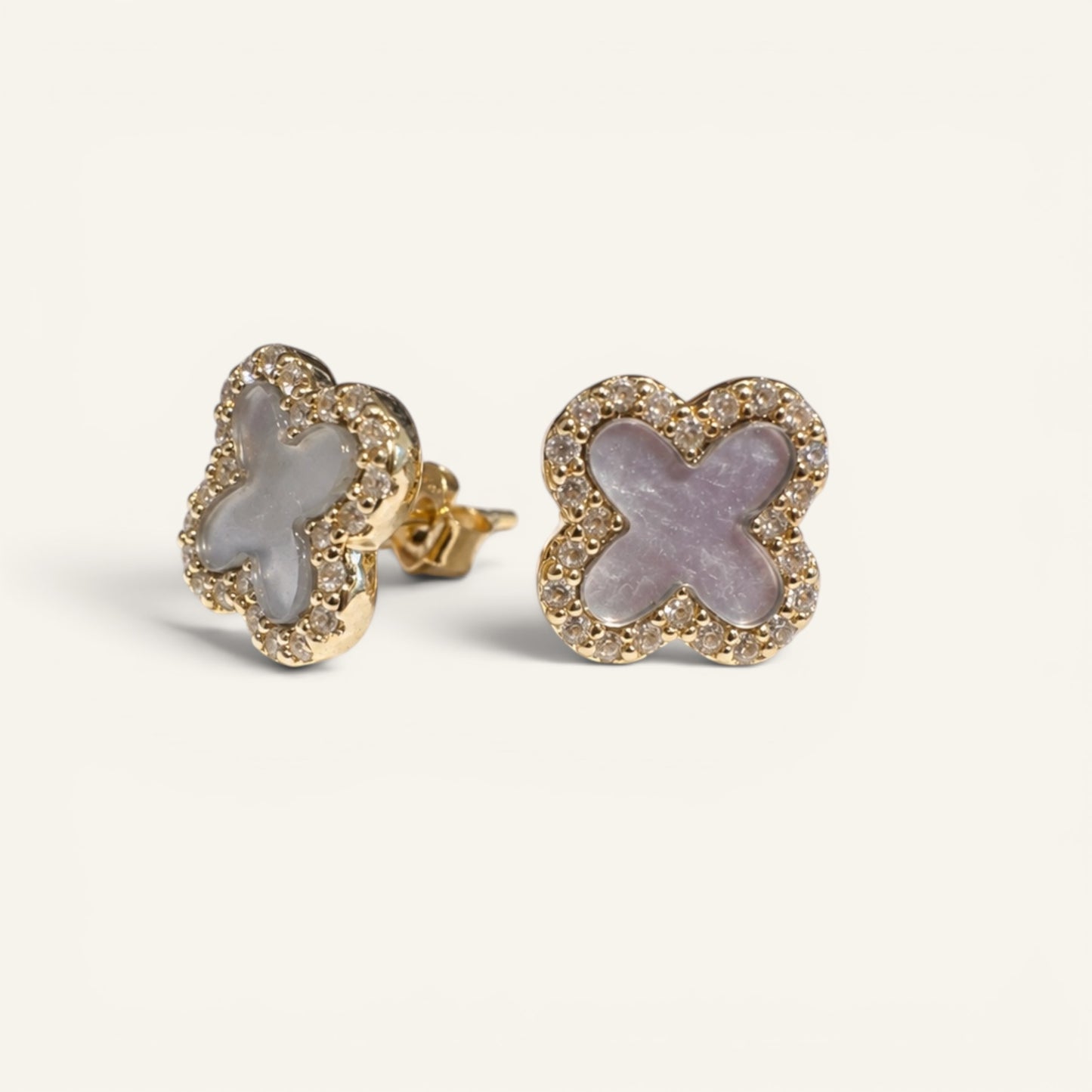 Élan Clover Stud Earrings