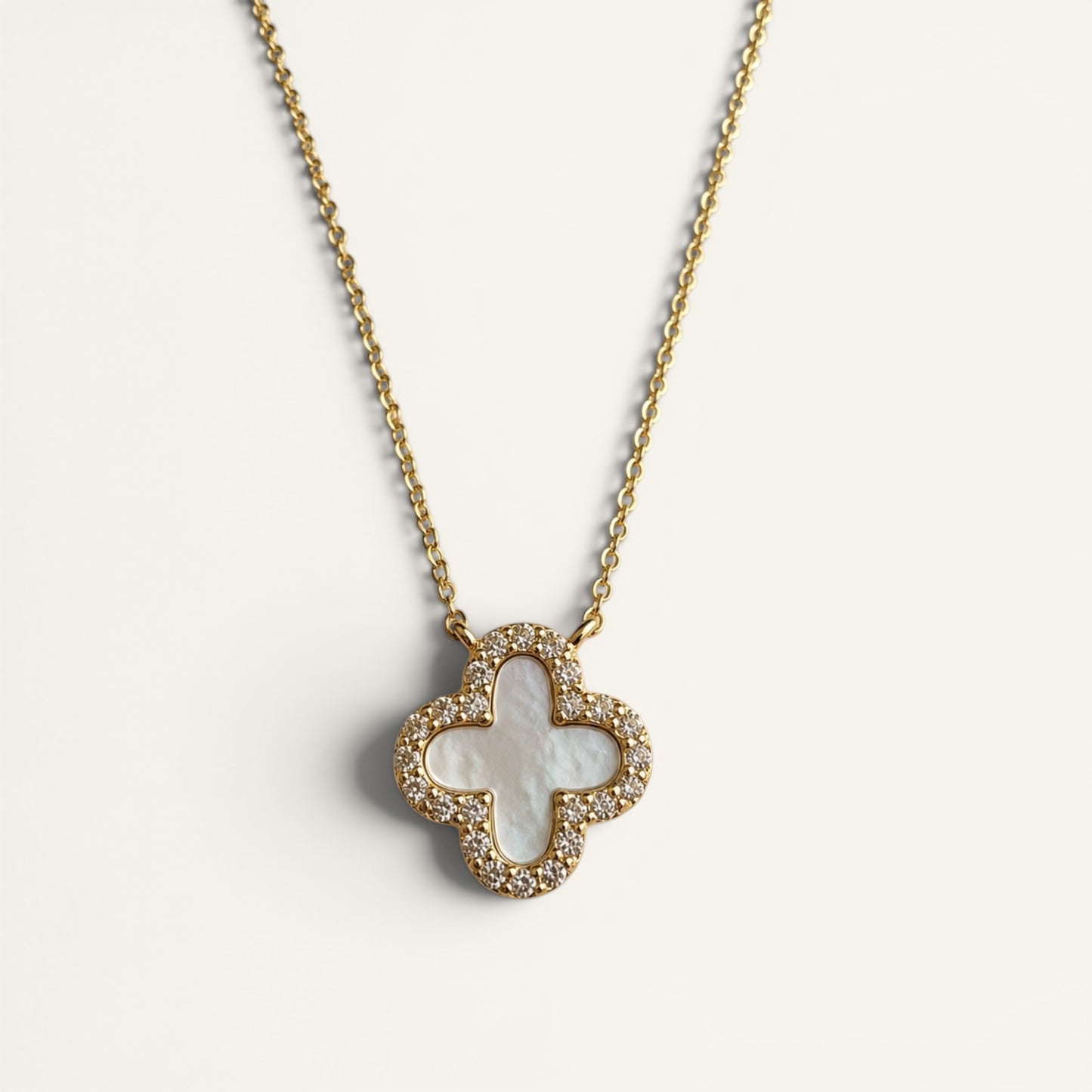Élan Clover Necklace
