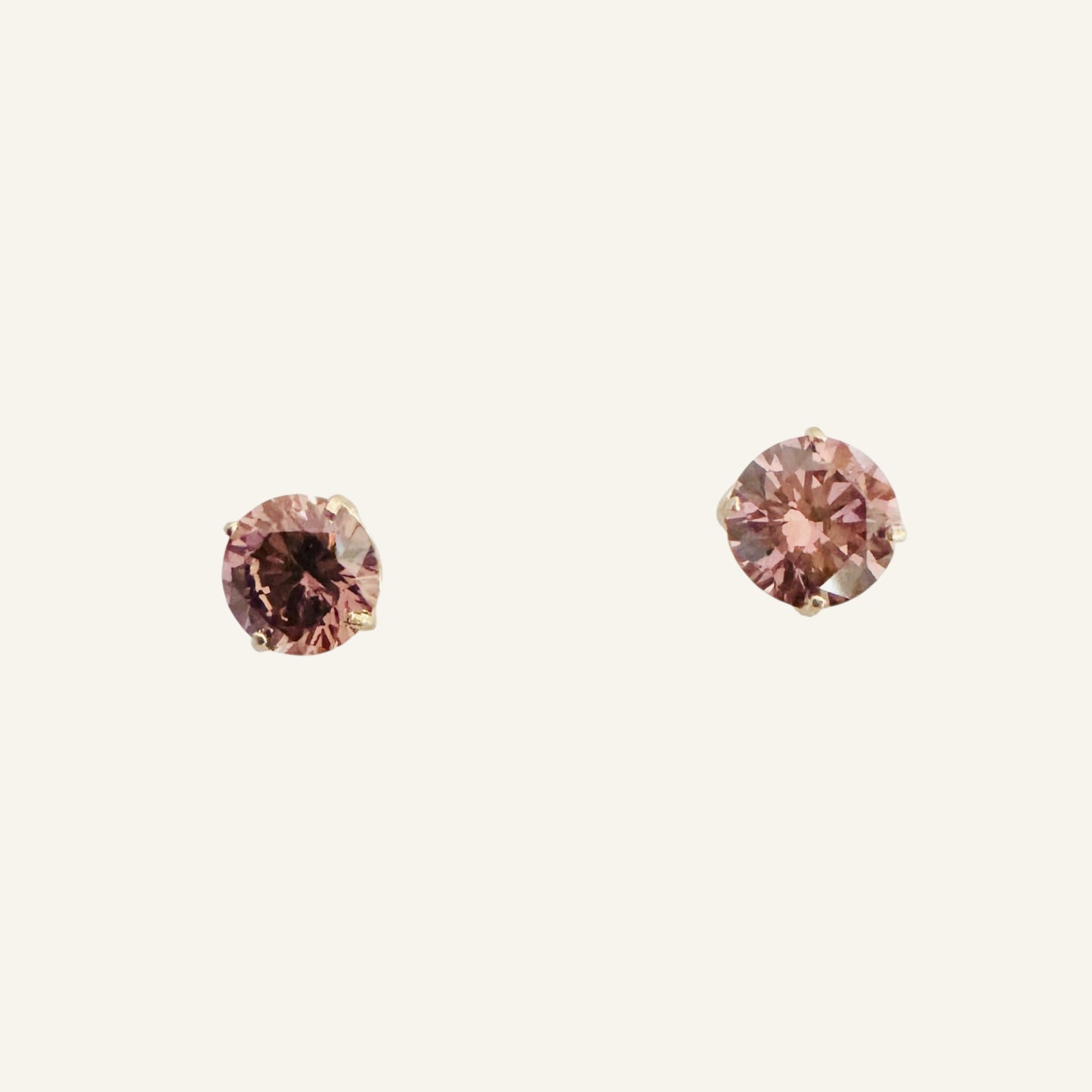 Essential Stud Earrings -5 mm