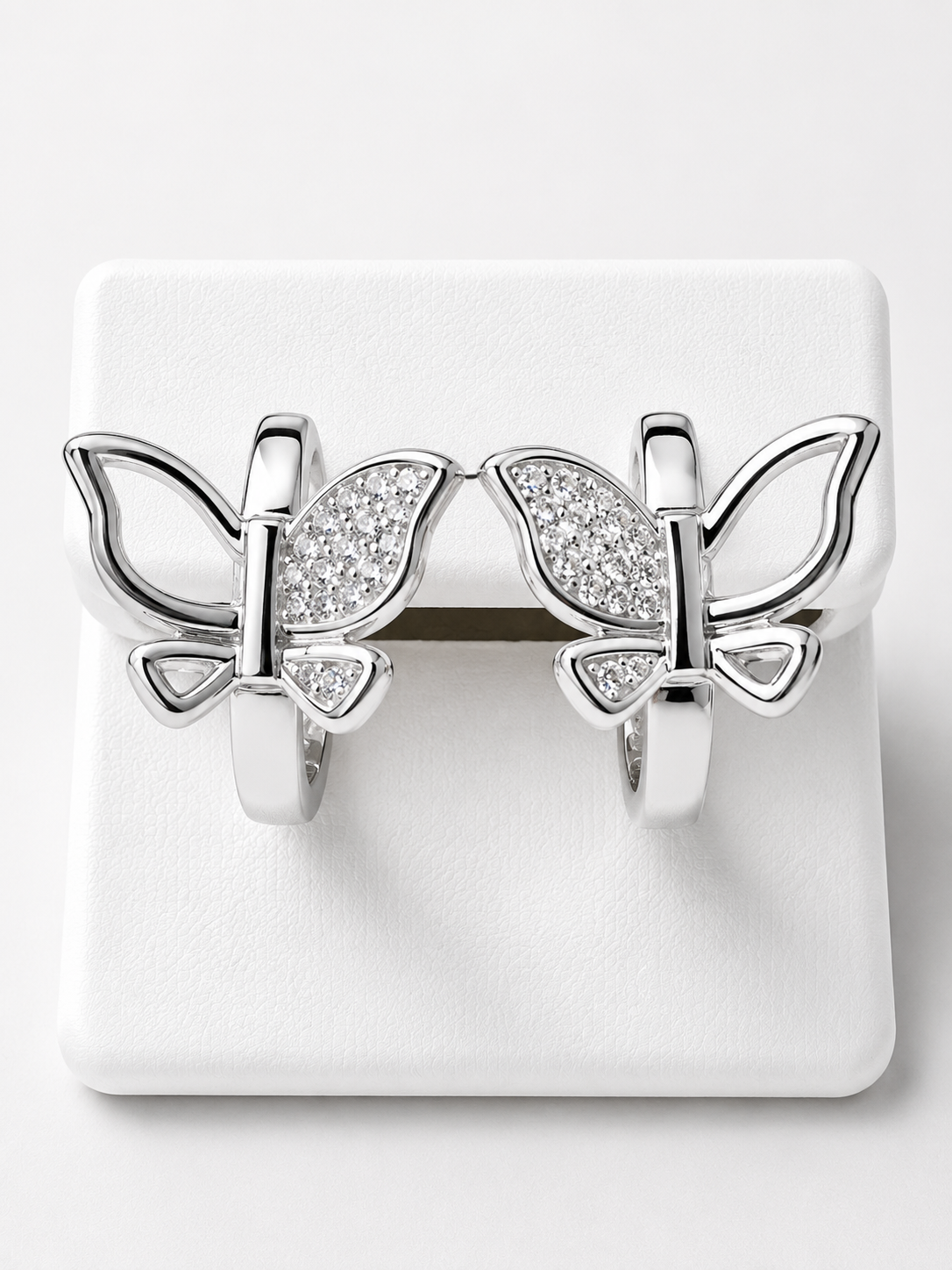 Celene Flutters Hoops