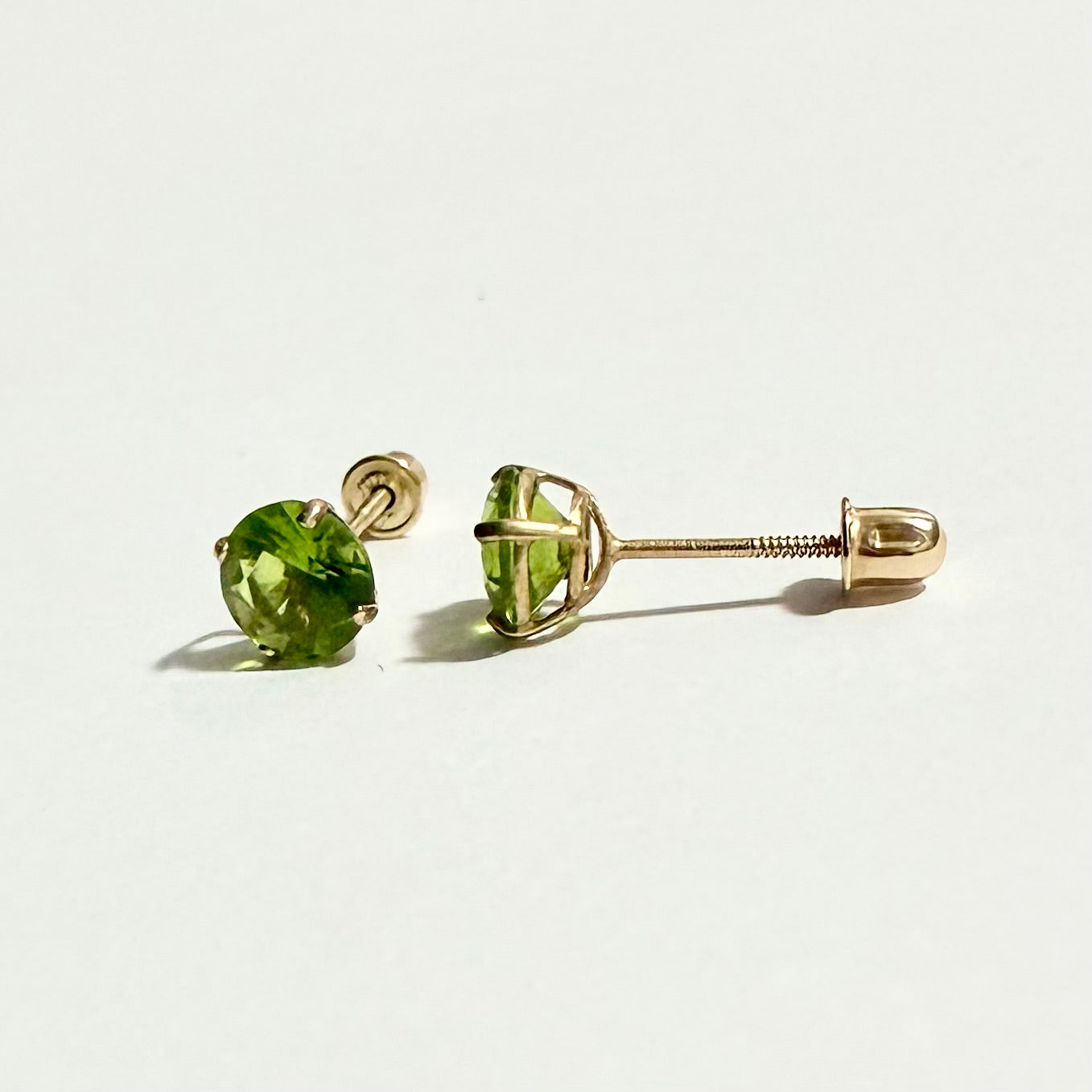 Essential Stud Earrings (5 mm)