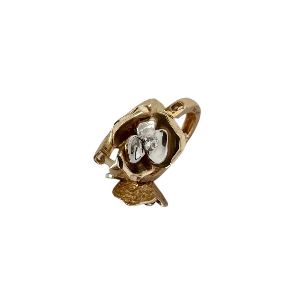 Huggie Flower Earrings