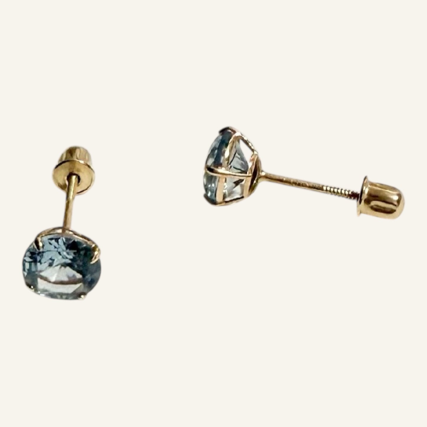 Essential Stud Earrings -5 mm