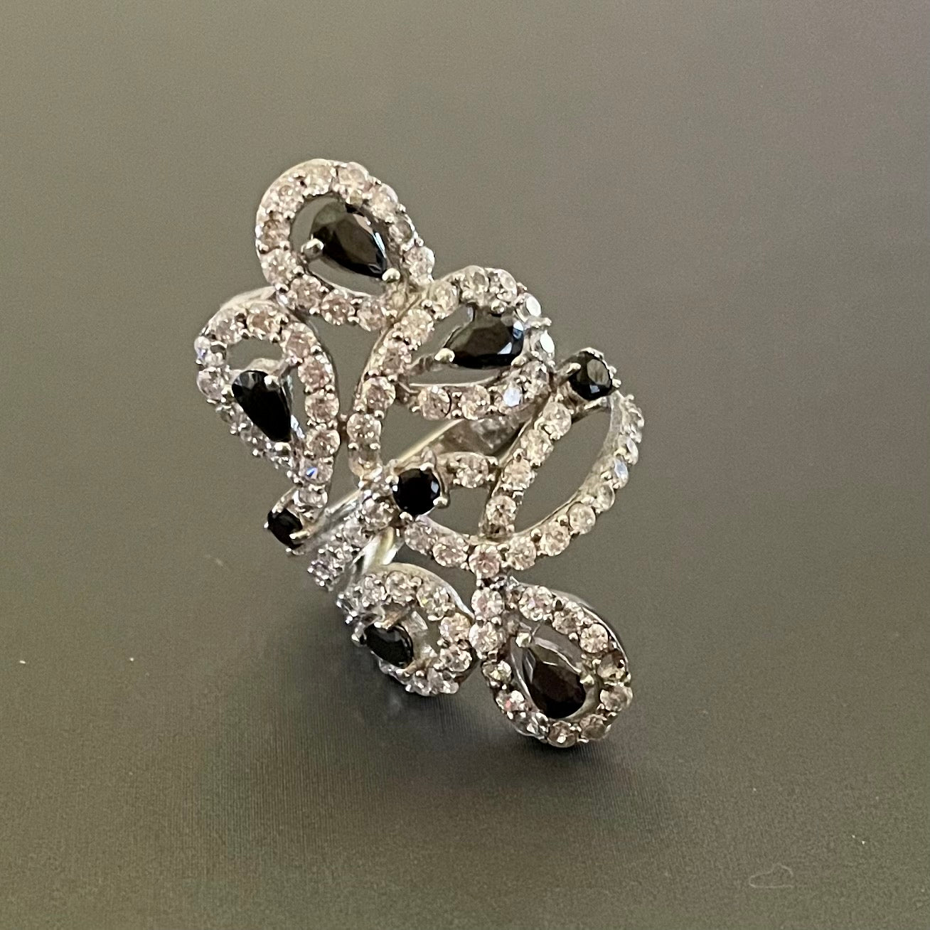 Diva Lady ring in Sterling Silver #9.5