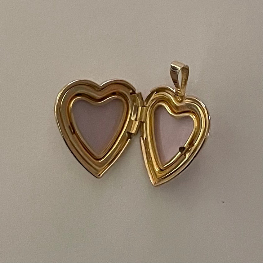 14K Gold Locket heart