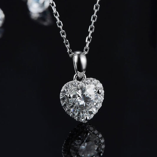 Rhodium on Silver HeartMoissanite pendant with Chain